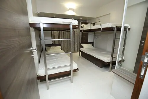 quadruple sharing ac room